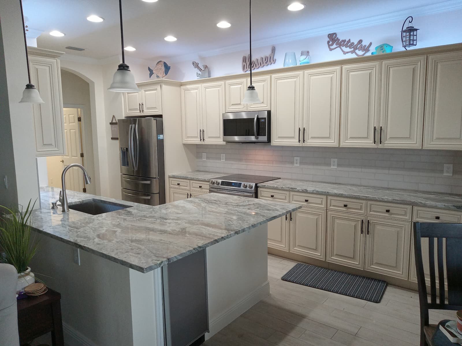 Full kitchen remodeling in color beige